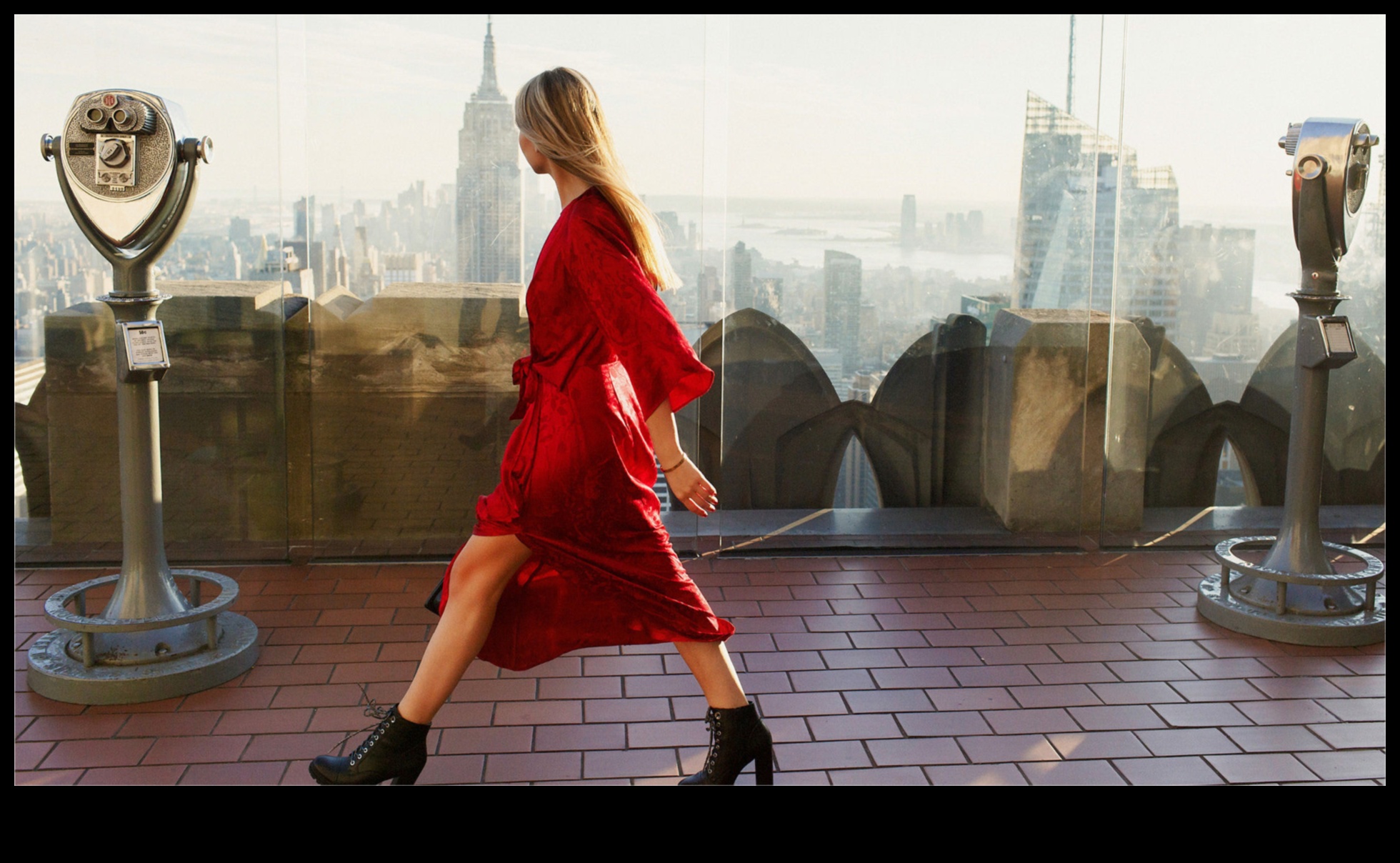 أضواء المدينة، مرتفعات الموضة: حلق في الأناقة الحضرية