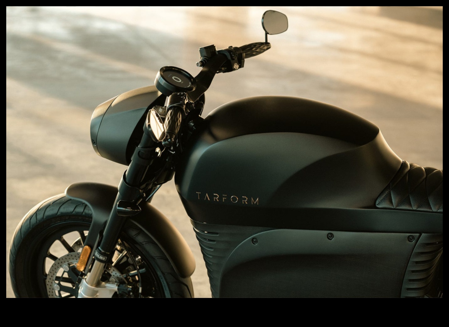 الرحلات الاستكشافية الصديقة للبيئة: ركوب الدراجات النارية في ثورة خضراء