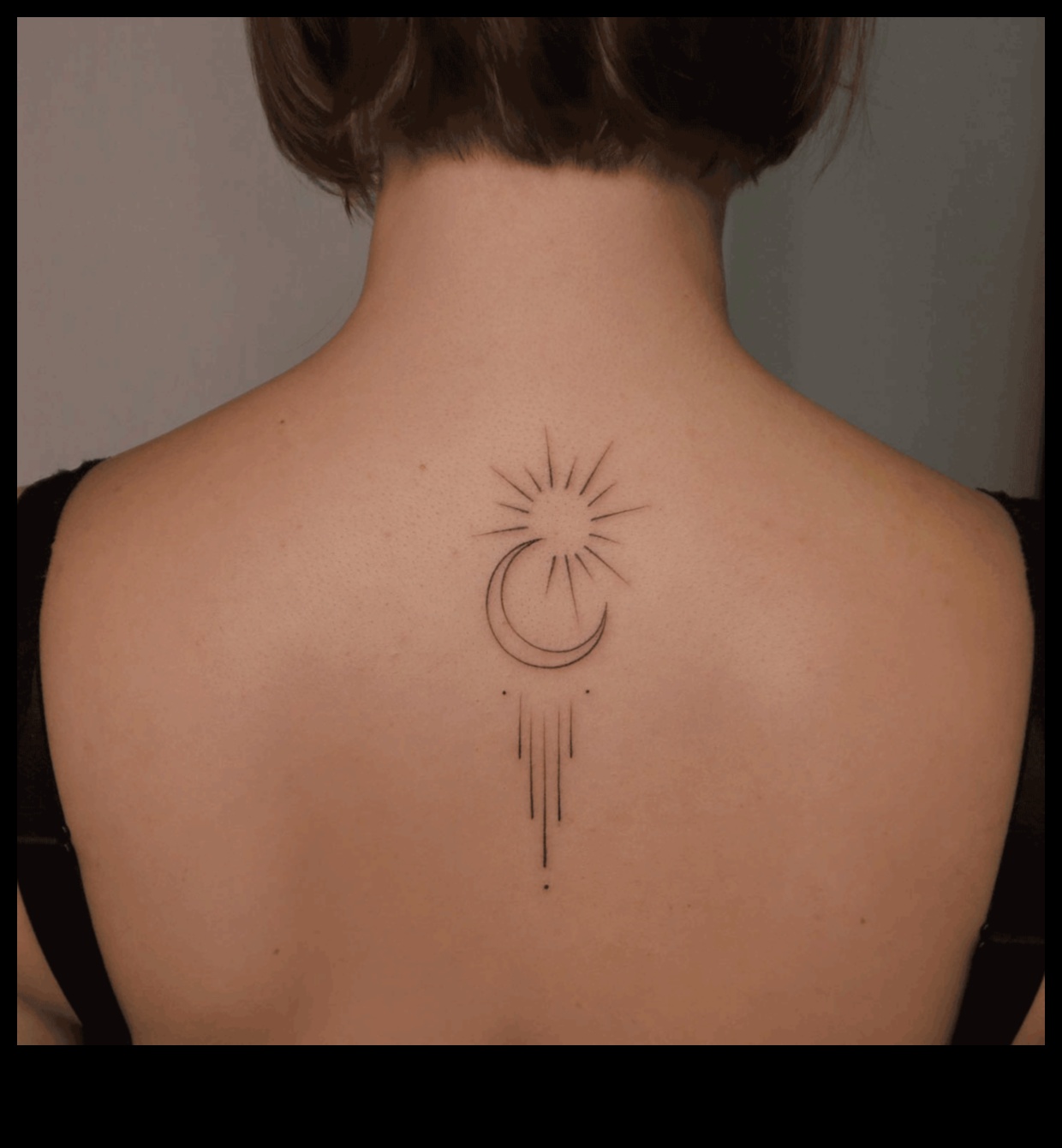 الحبر المجازي: استكشاف قصص الوشم الرمزية