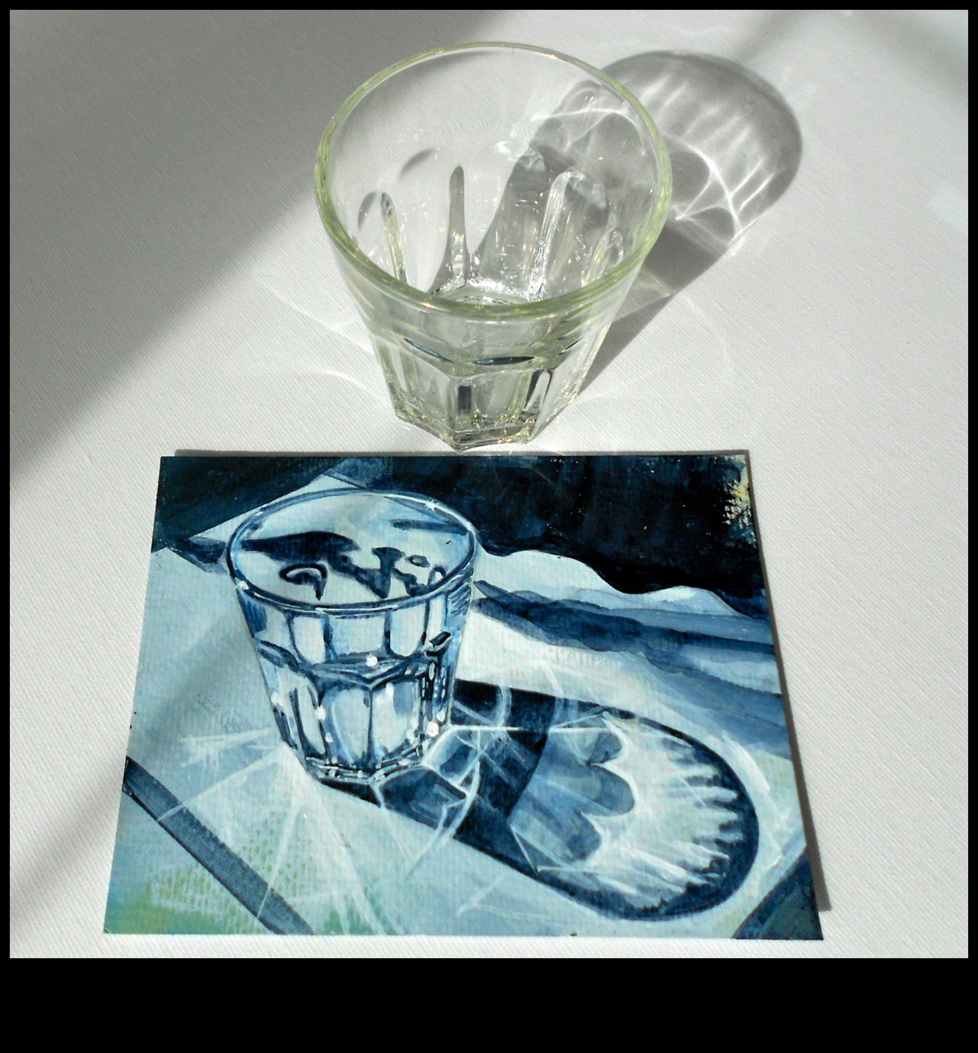 الانعكاسات في الزجاج: رسم سكون العناصر الشفافة