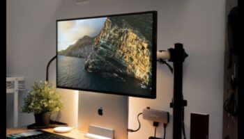 البساطة التقنية: شاشات أنيقة ذات تصميمات نظيفة للمساحات الحديثة